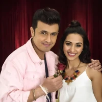 Sonu Nigam — client of Lincia Rosario, India's top emcee